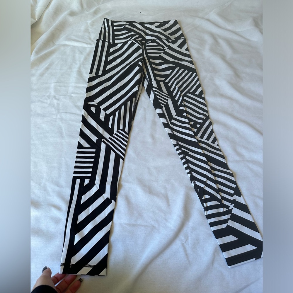 VICTORIA SECRET WORKOUT LEGGINGS